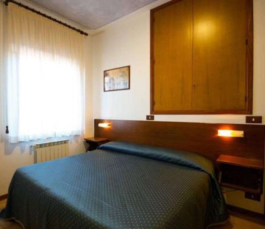 Affittacamere Dal Falco Pienza Exteriör bild